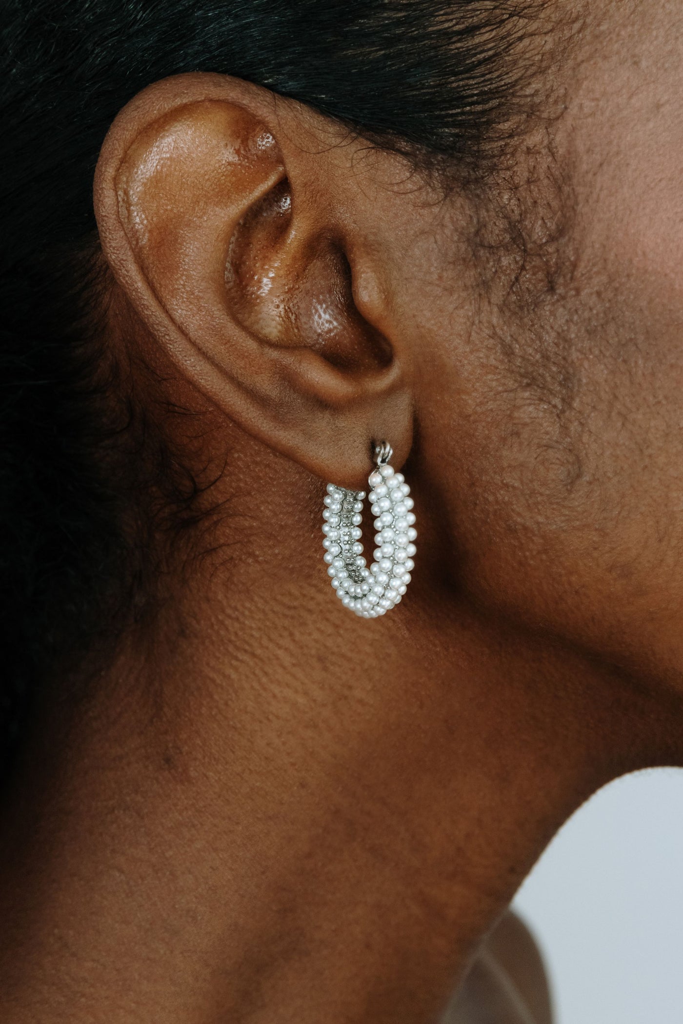 AUDREY HOOPS - pearl