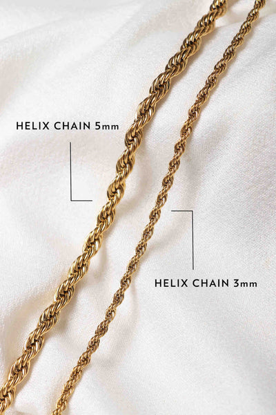 Size comparison up close of Helix Chain 5mm vs Helix Chain 3mm